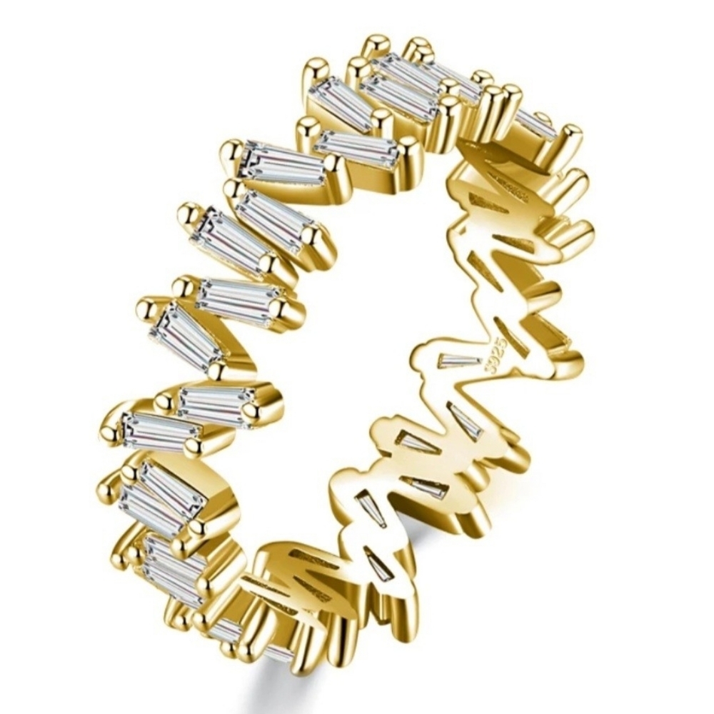 925 Sterling Silver Yellow Gold Irregular Emerald